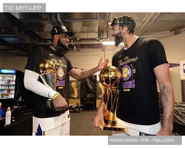 詹姆斯自信满满称新城市第二年必夺冠与浓眉等人畅谈未来目标